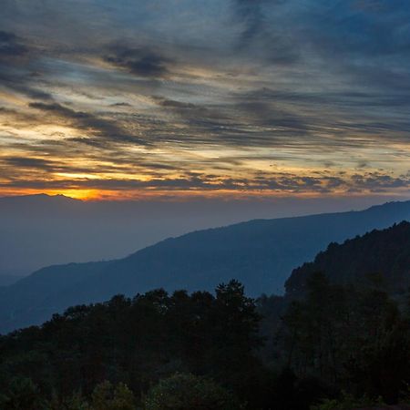 Club Himalaya, By Ace Hotels Nagarkot Bagian luar foto