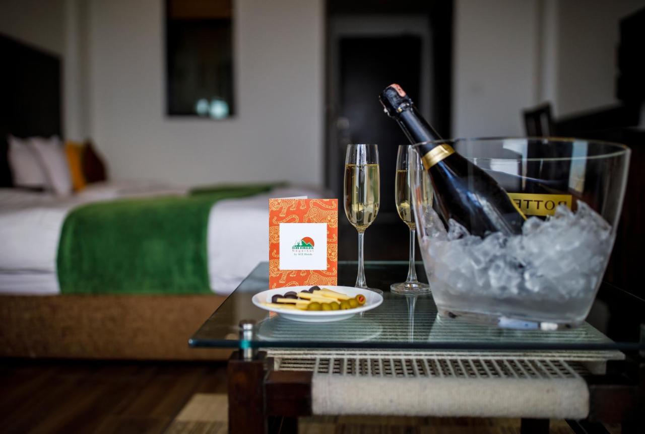 Club Himalaya, By Ace Hotels Nagarkot Bagian luar foto