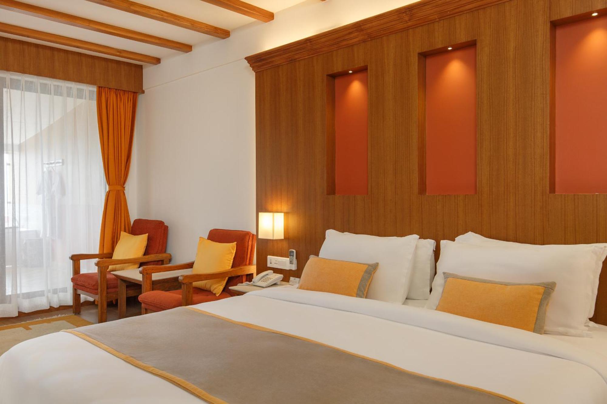 Club Himalaya, By Ace Hotels Nagarkot Bagian luar foto